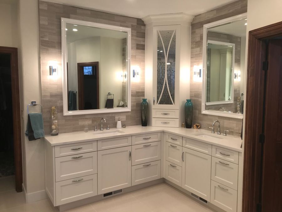 White double vanity with stone-look tile